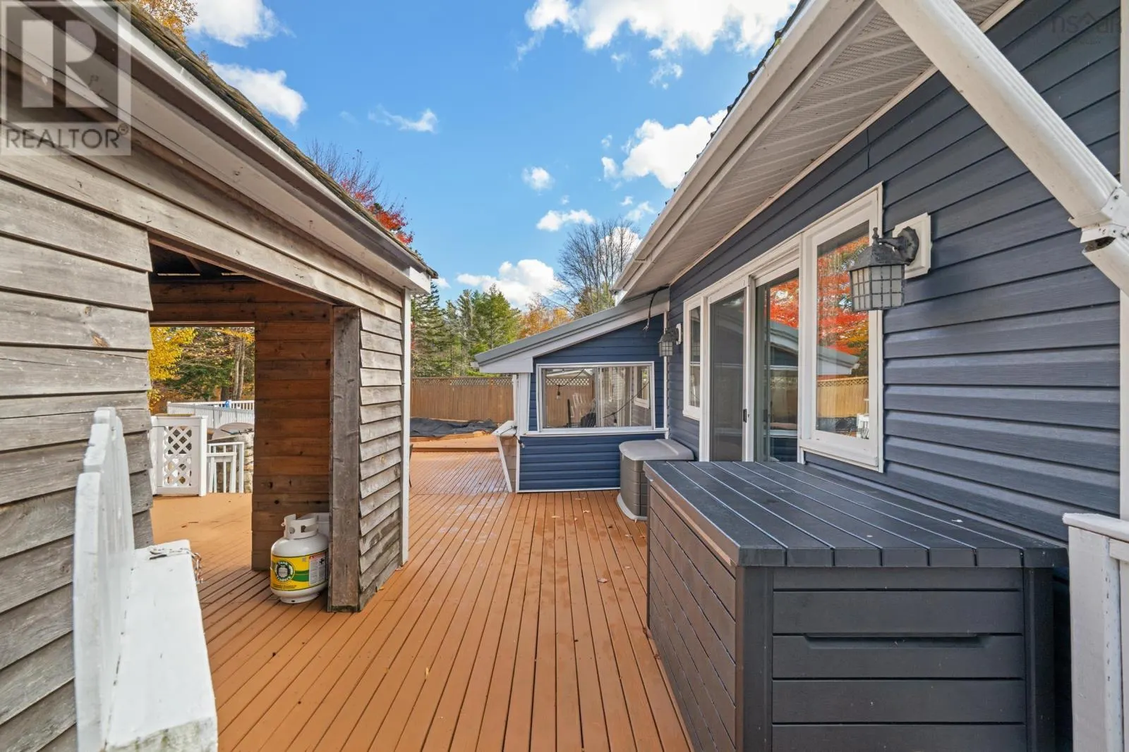 27 Crooked Lake Road