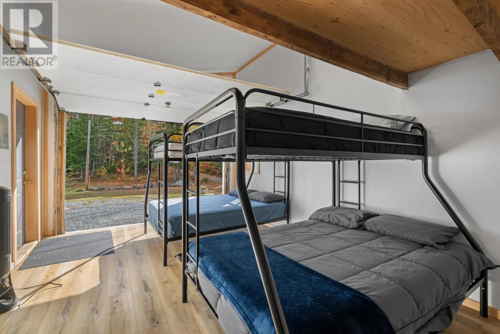 27 Crooked Lake Road