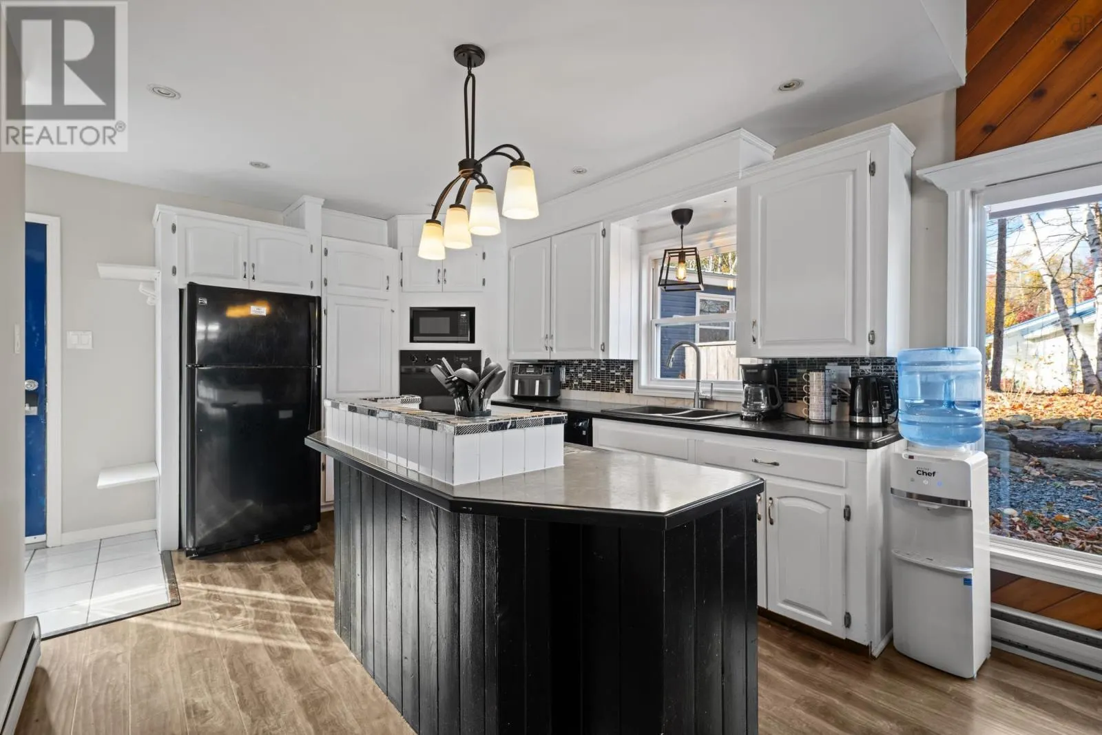 27 Crooked Lake Road