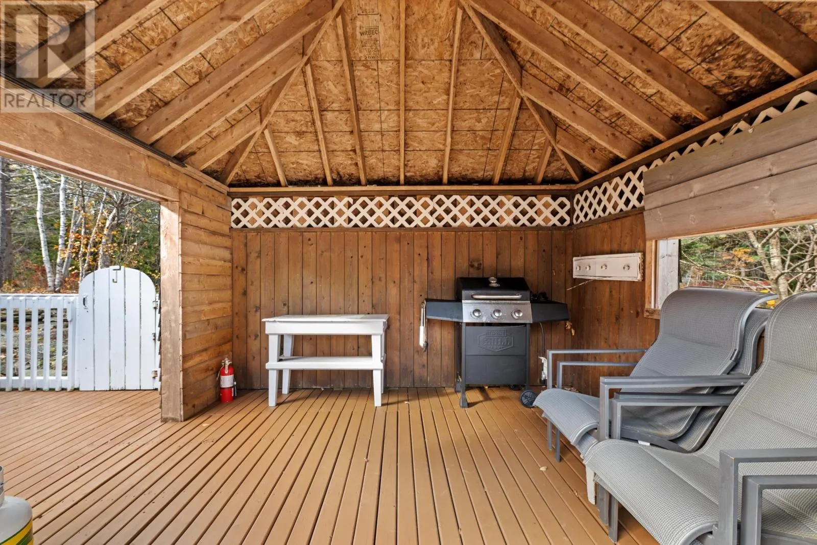 27 Crooked Lake Road