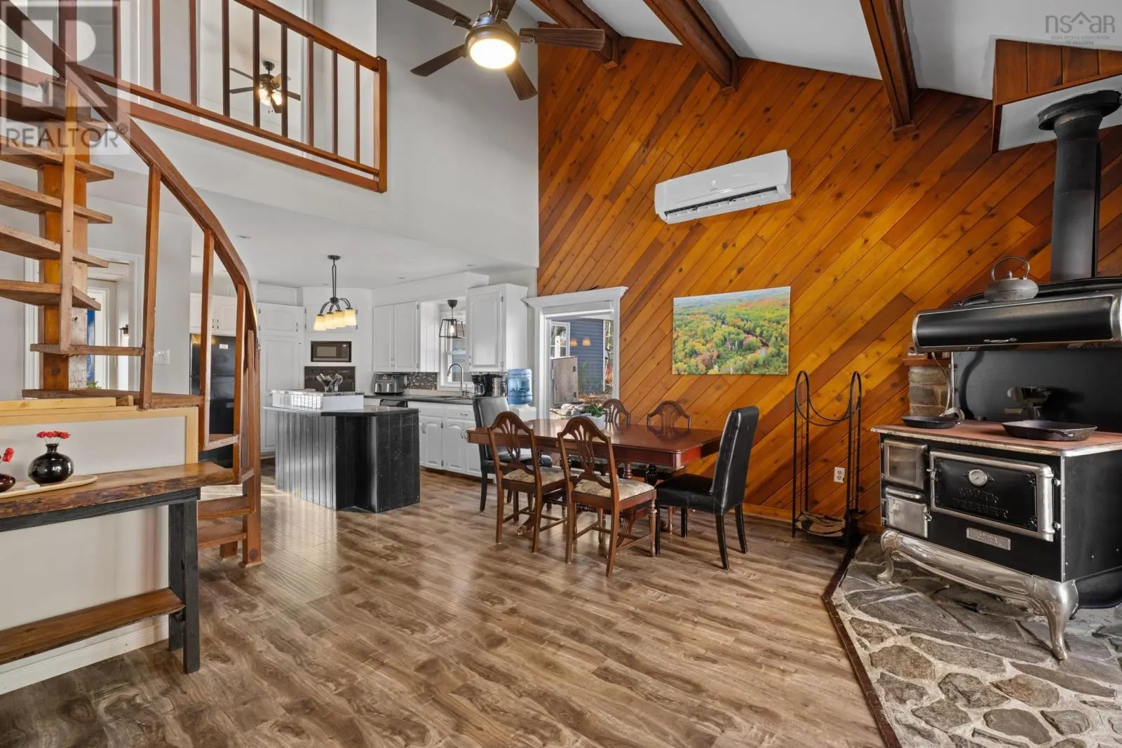 27 Crooked Lake Road