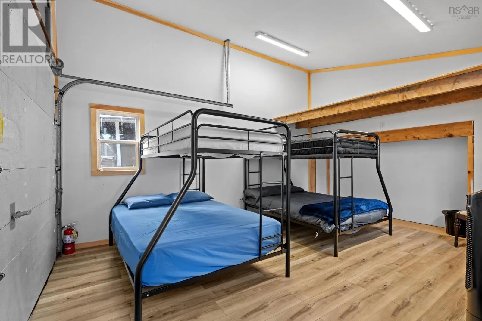 27 Crooked Lake Road