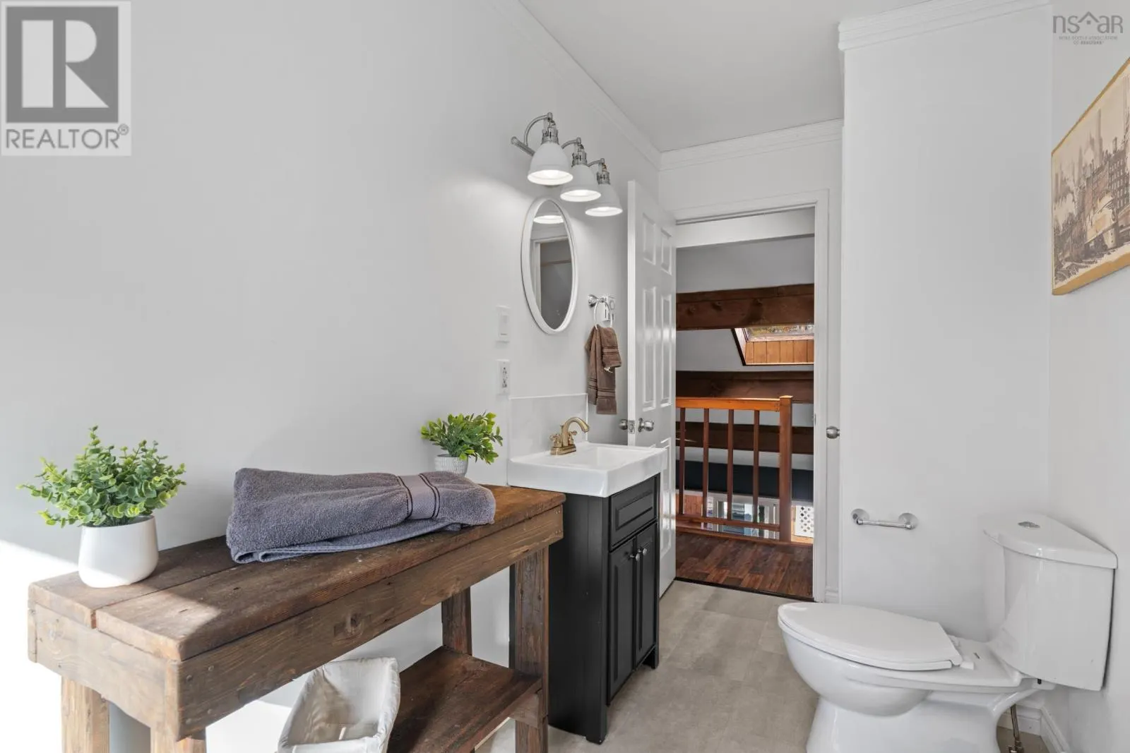 27 Crooked Lake Road