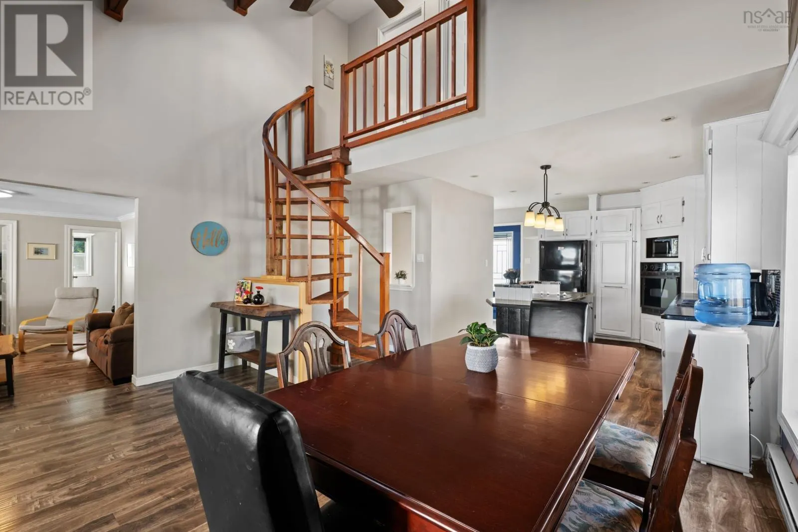 27 Crooked Lake Road