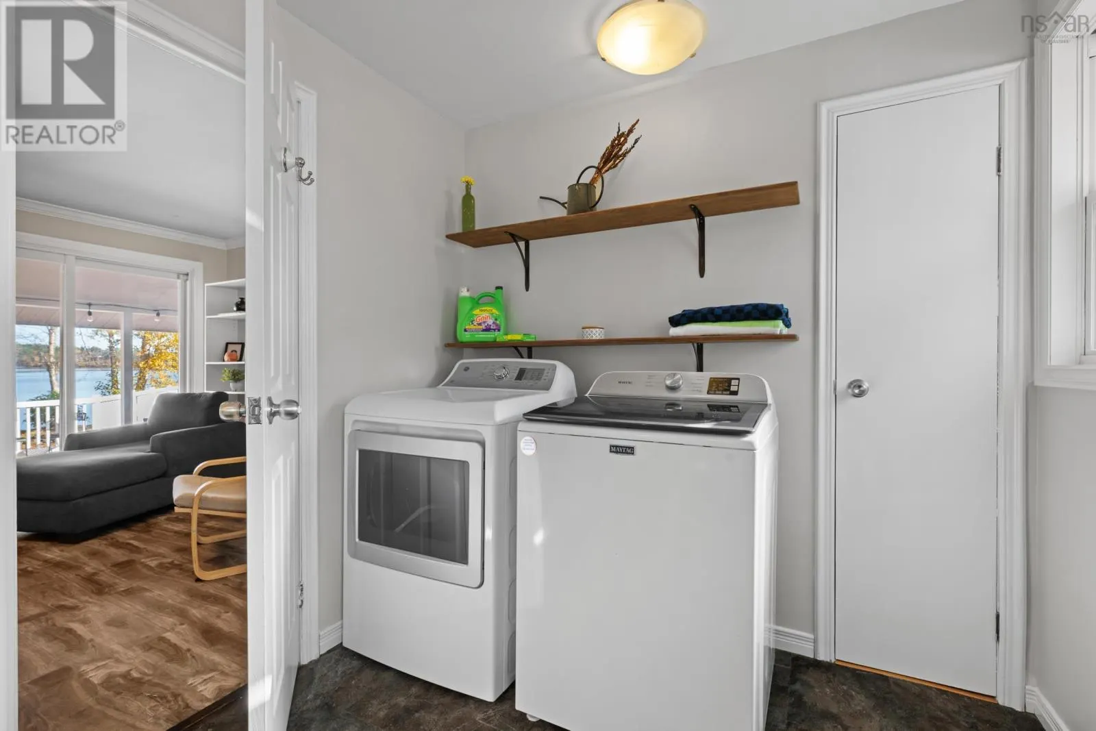 27 Crooked Lake Road