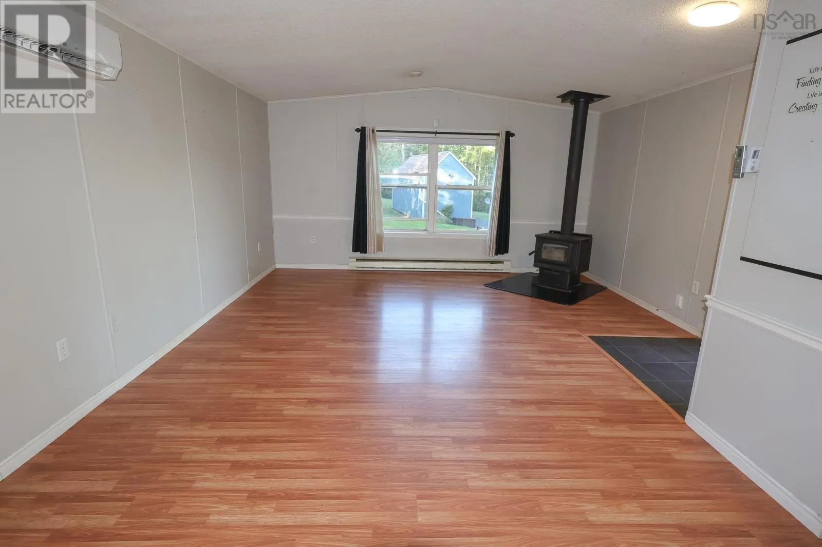 17600 & 17604 Highway 103