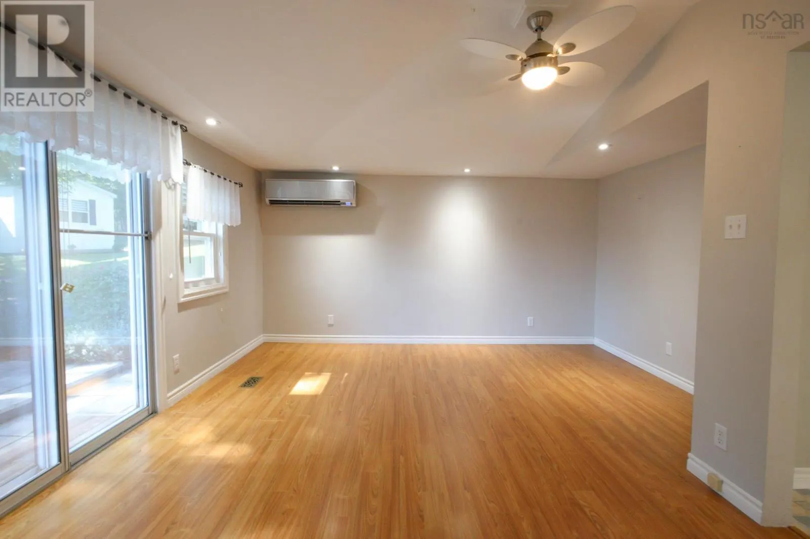 17600 & 17604 Highway 103