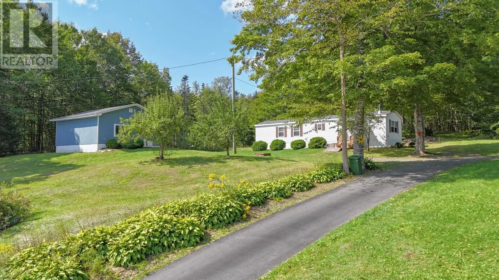 17600 & 17604 Highway 103