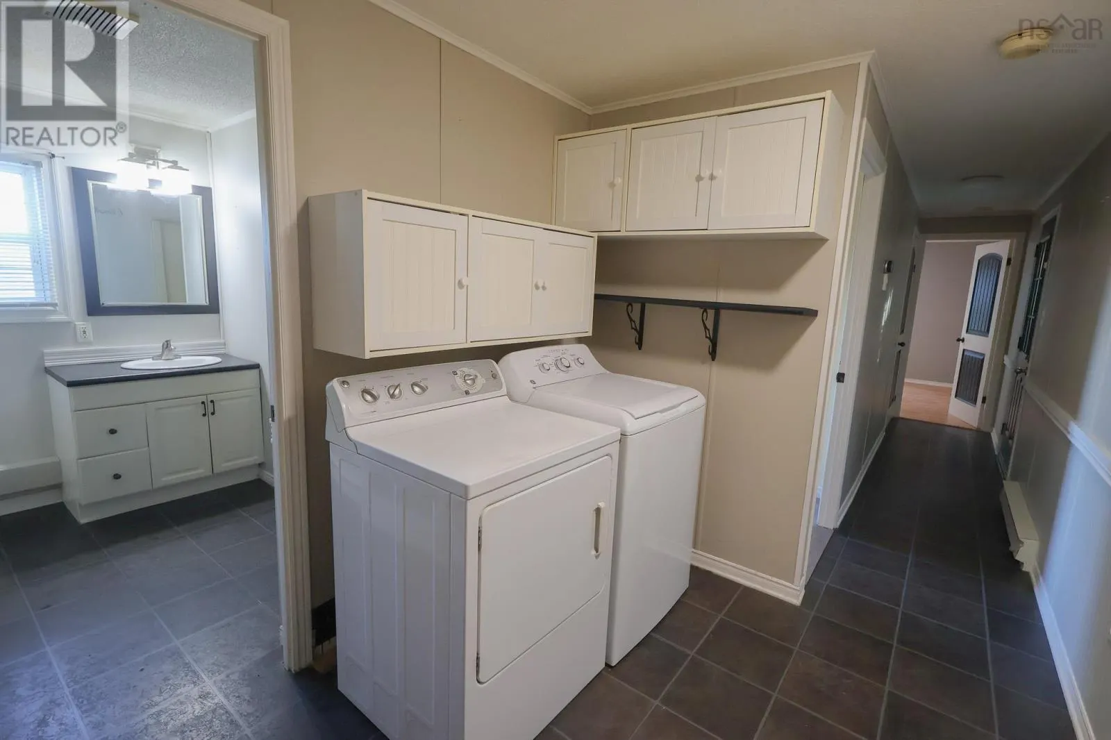 17600 & 17604 Highway 103