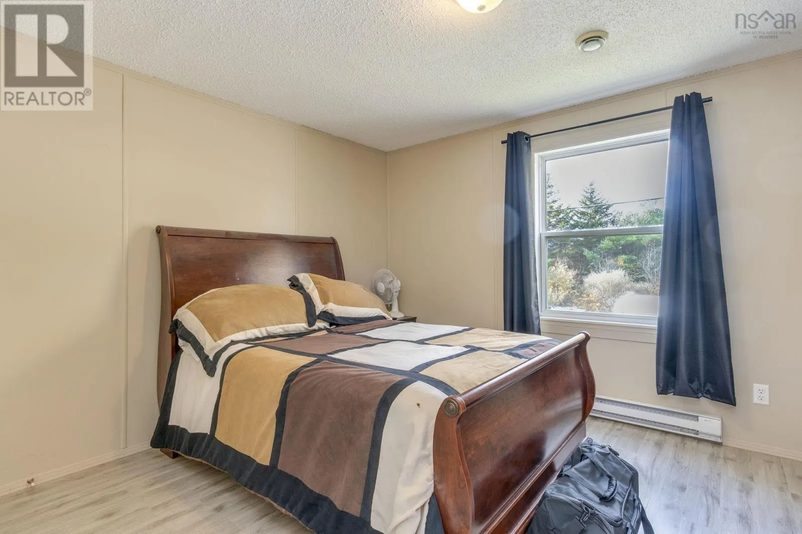 94 Commission Street