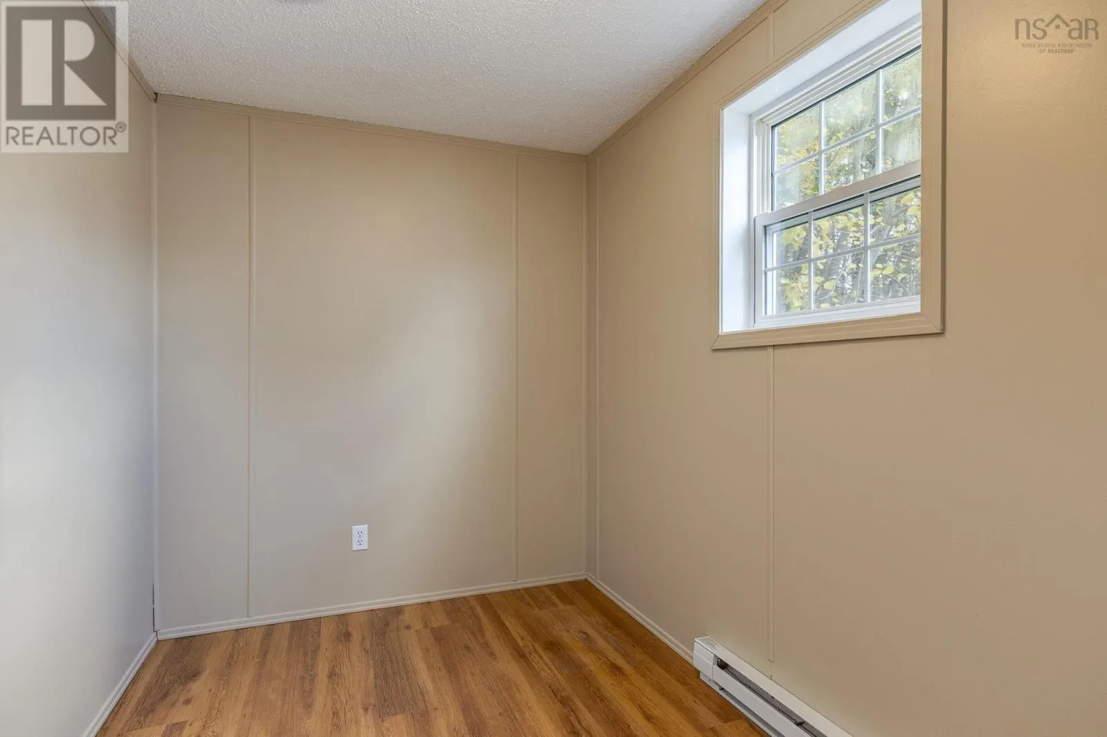 94 Commission Street