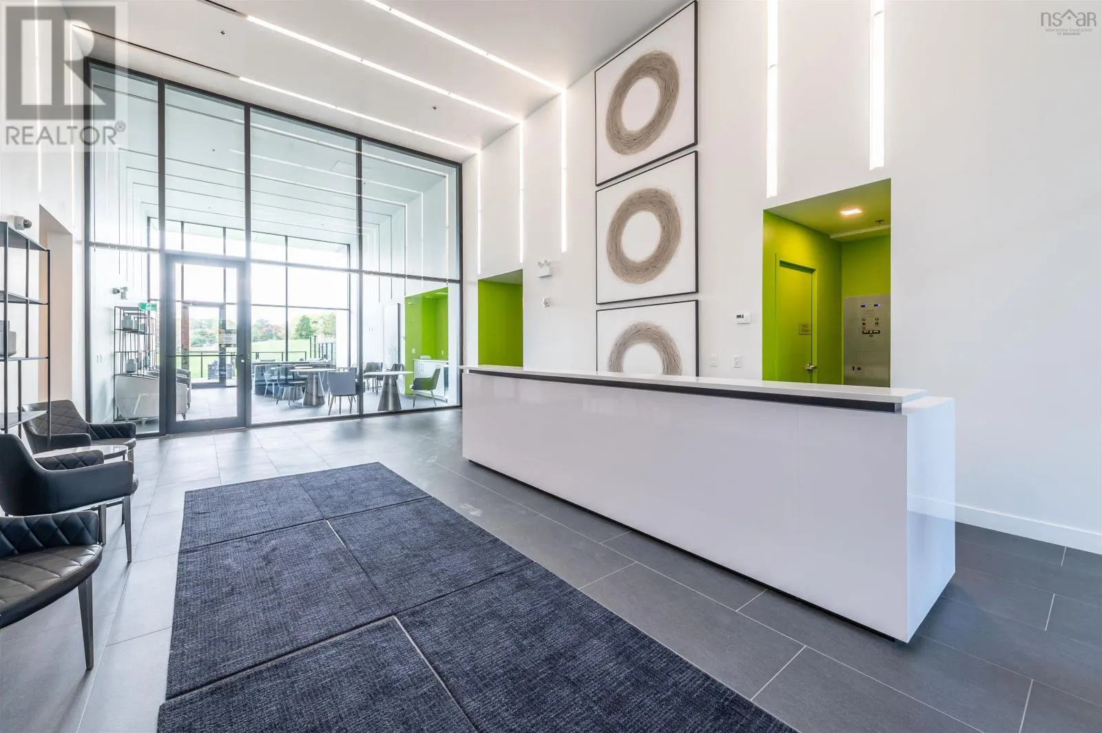 602 1048 Wellington Street