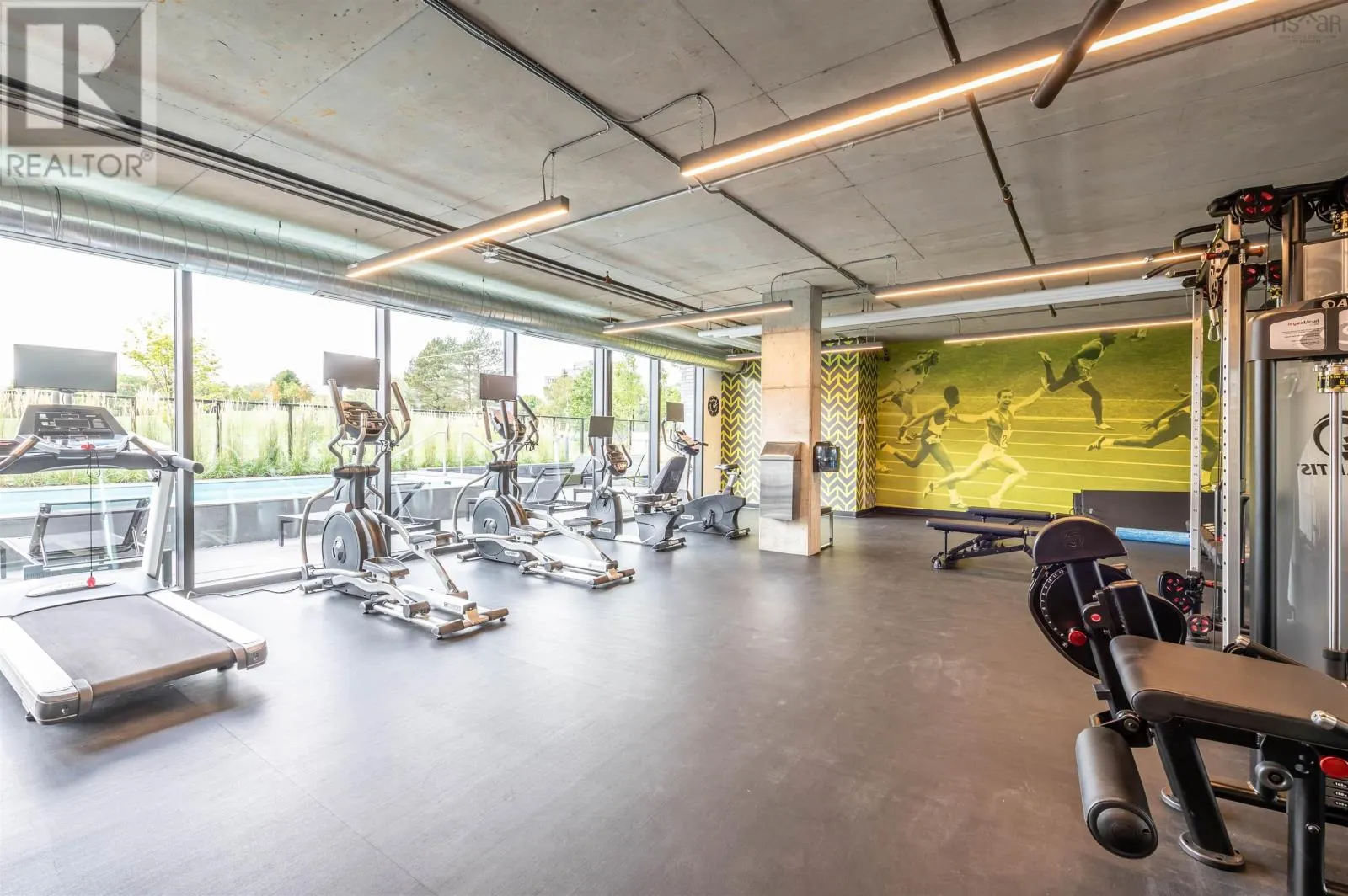 602 1048 Wellington Street