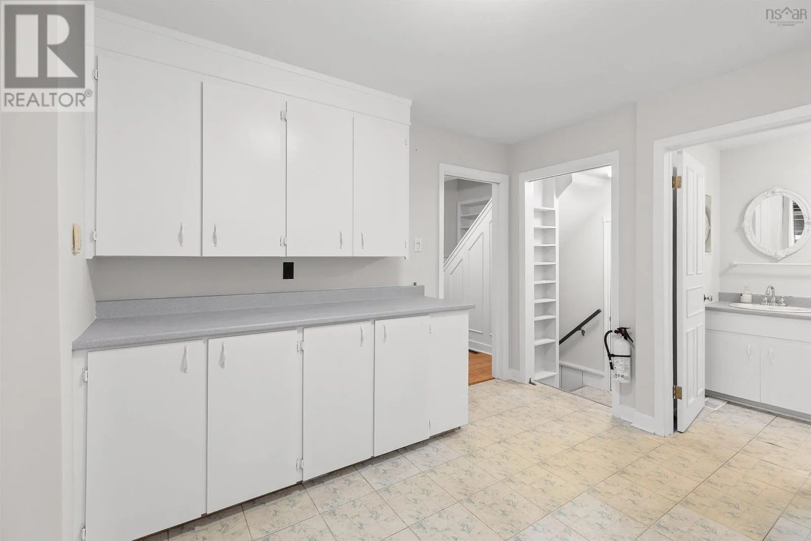 43 Deepwood Crescent