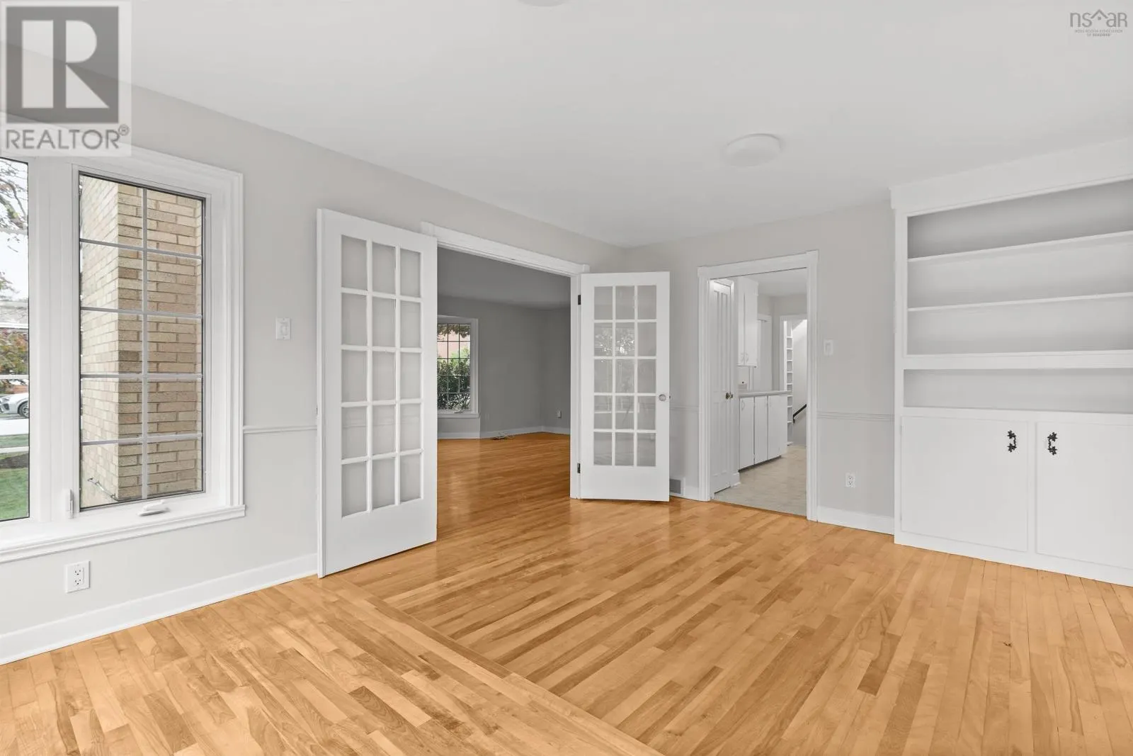 43 Deepwood Crescent