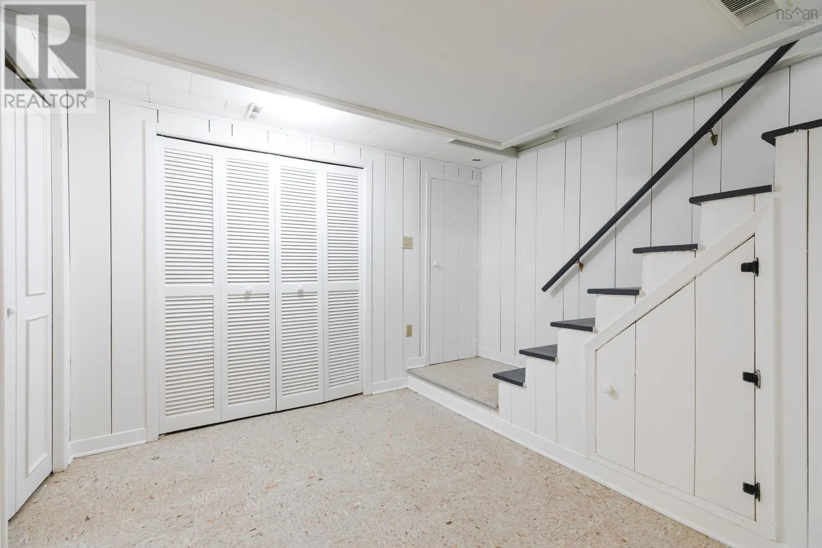 43 Deepwood Crescent