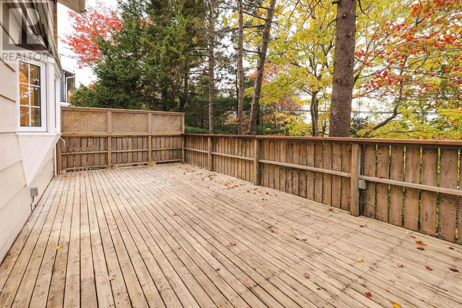 43 Deepwood Crescent