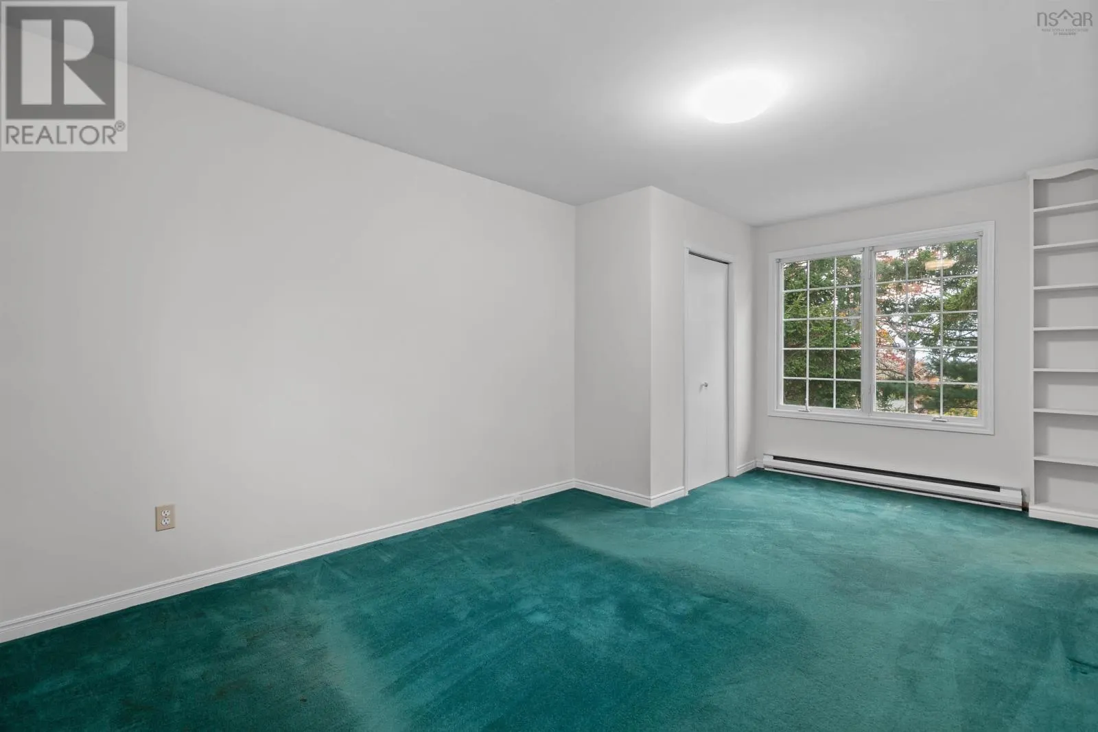 43 Deepwood Crescent