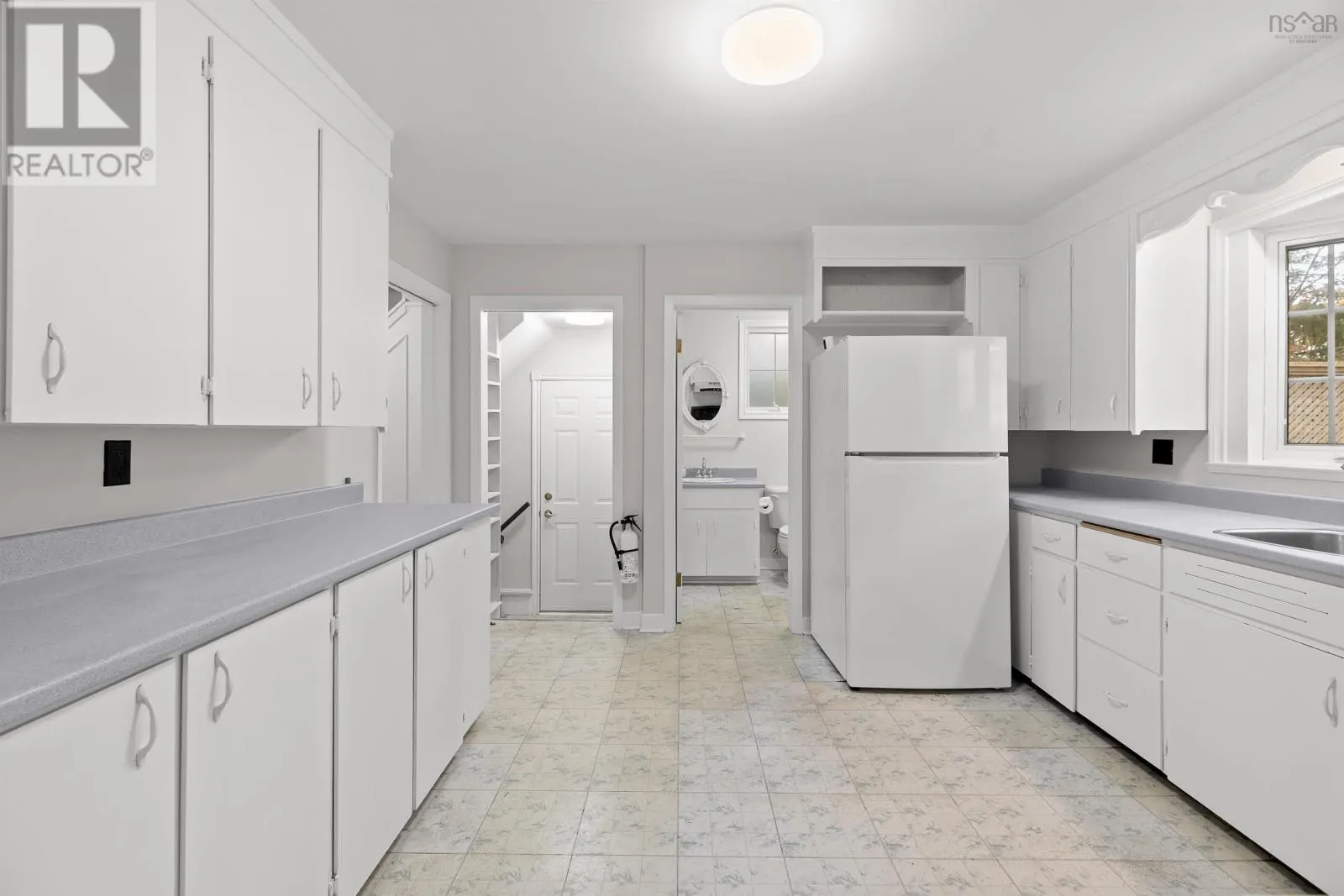 43 Deepwood Crescent