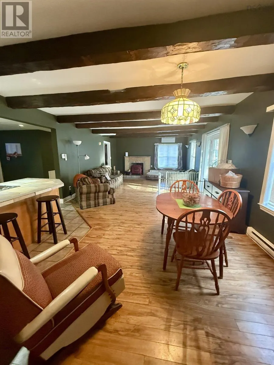 2774 East River West Side Route