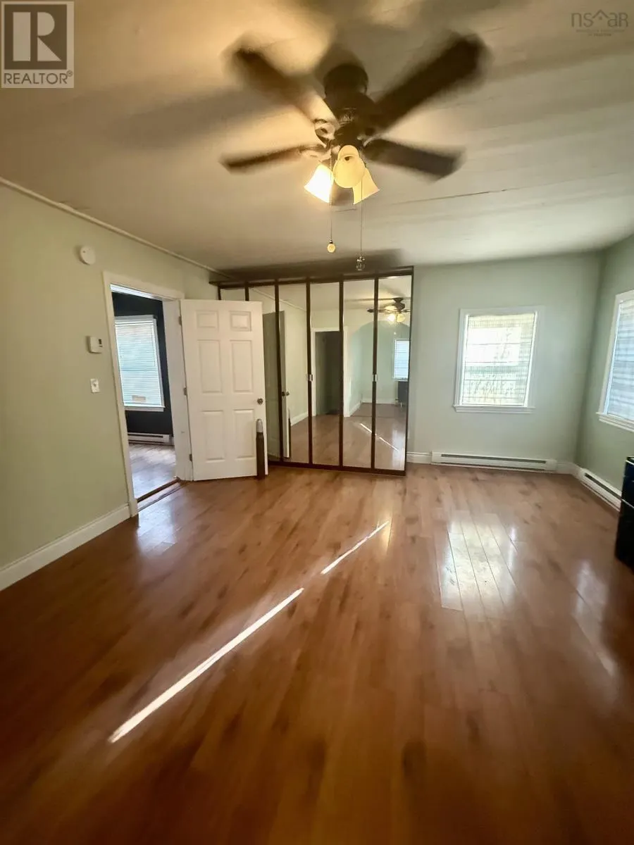 2774 East River West Side Route