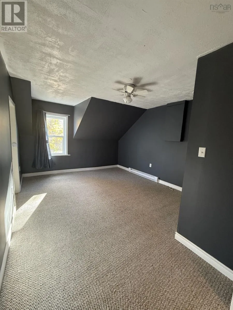 2774 East River West Side Route