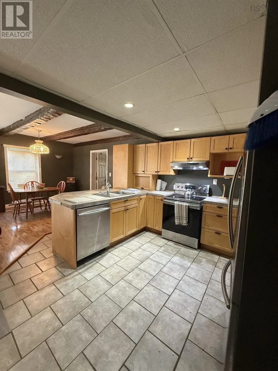 2774 East River West Side Route