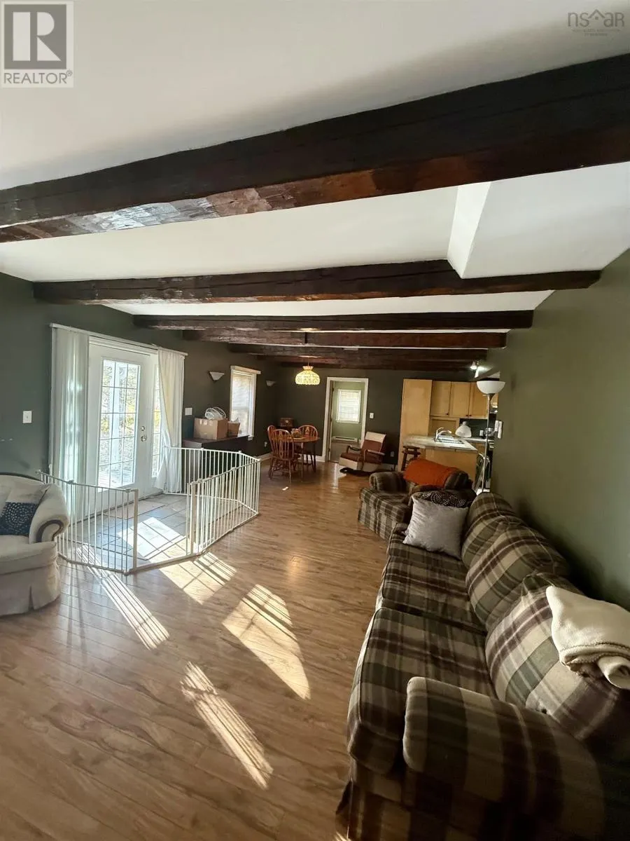 2774 East River West Side Route