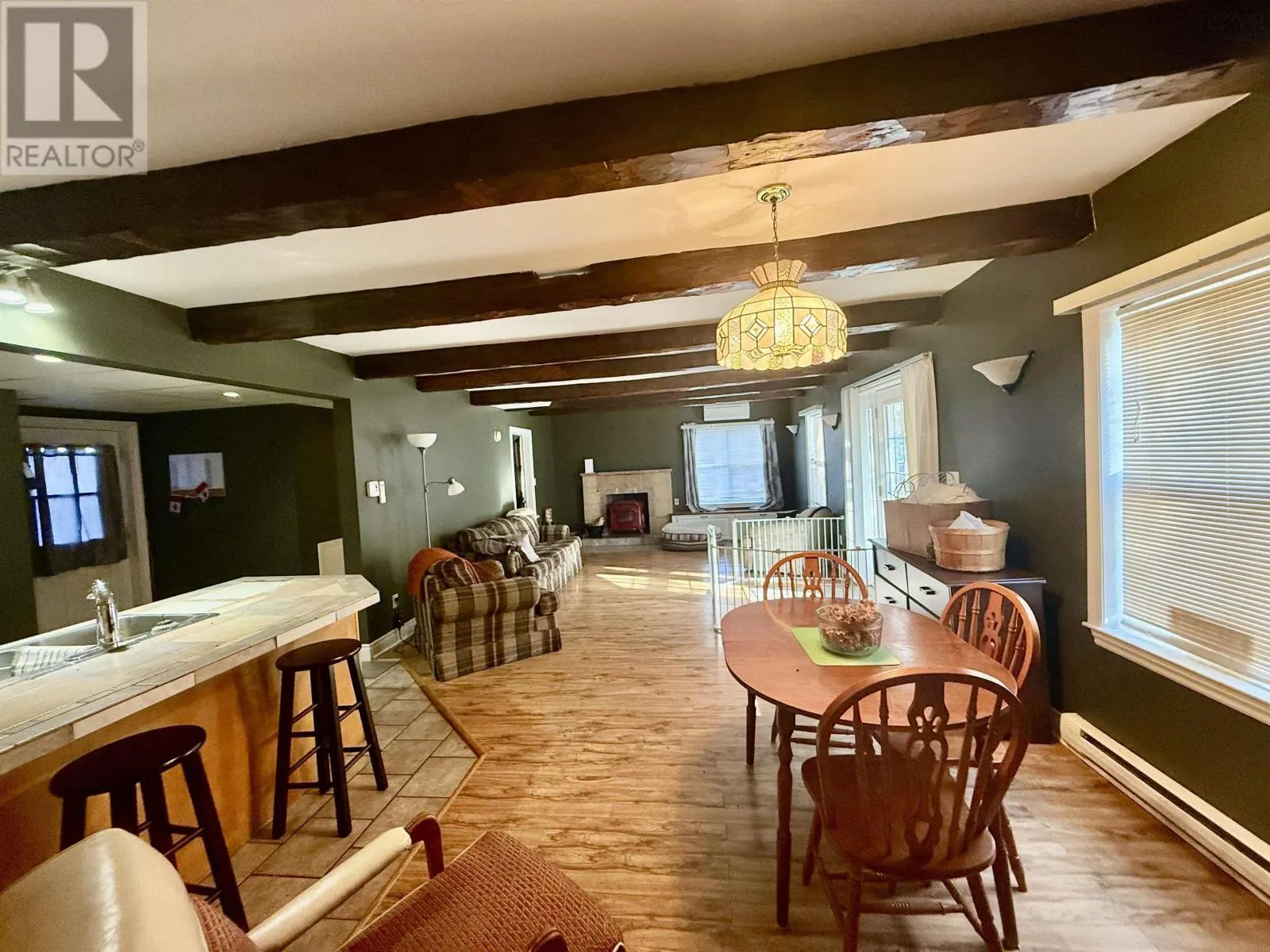 2774 East River West Side Route