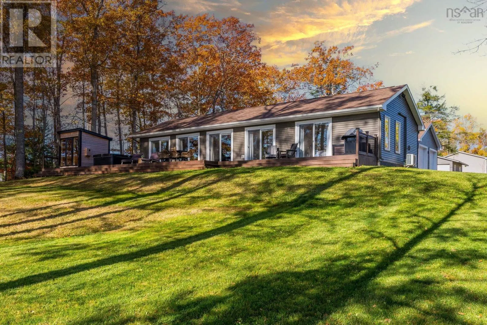 40 Martins Point Road