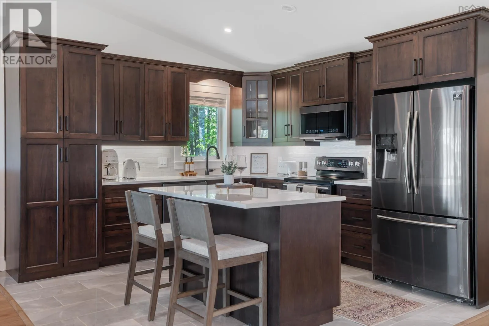 40 Martins Point Road