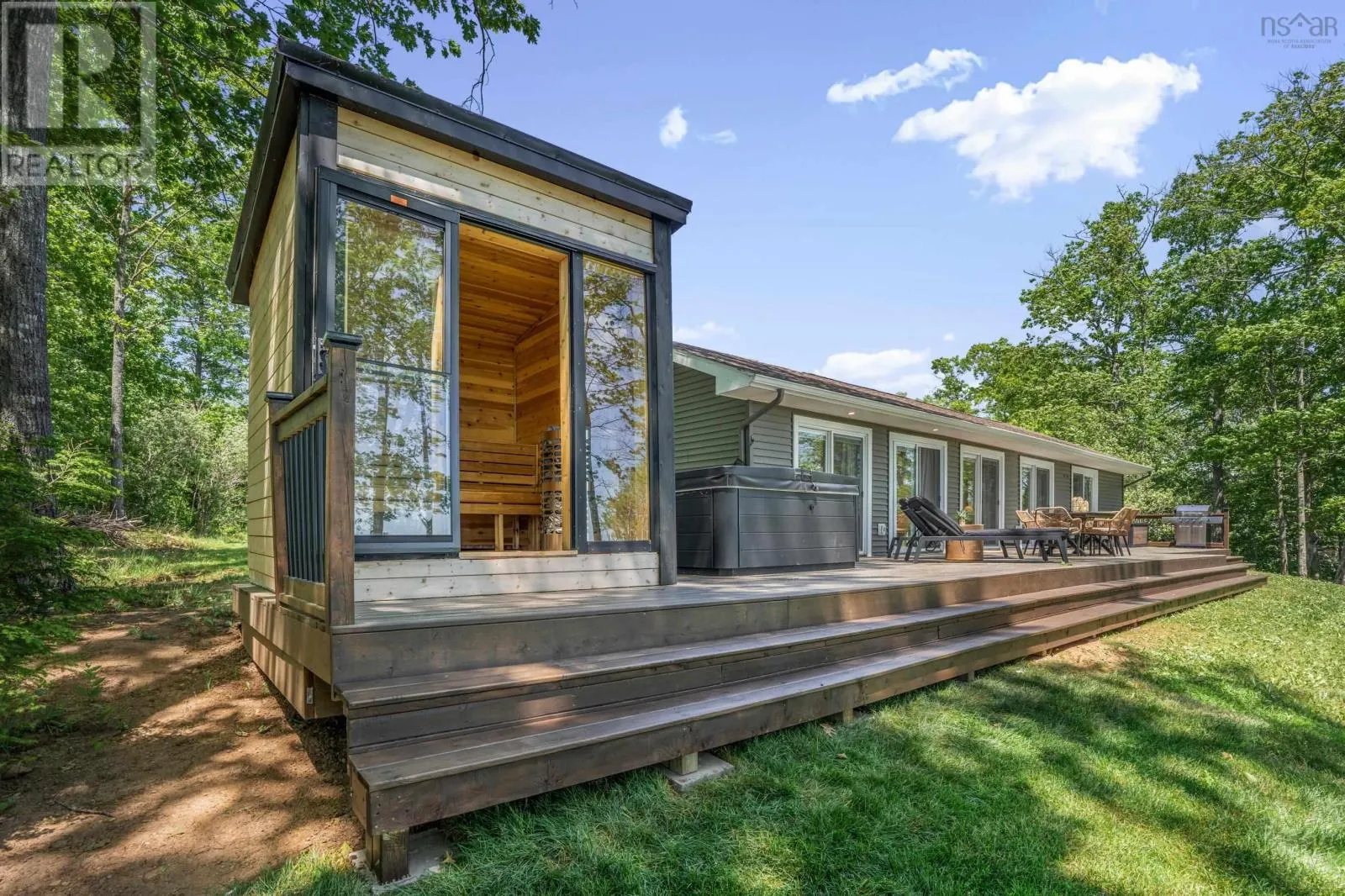 40 Martins Point Road