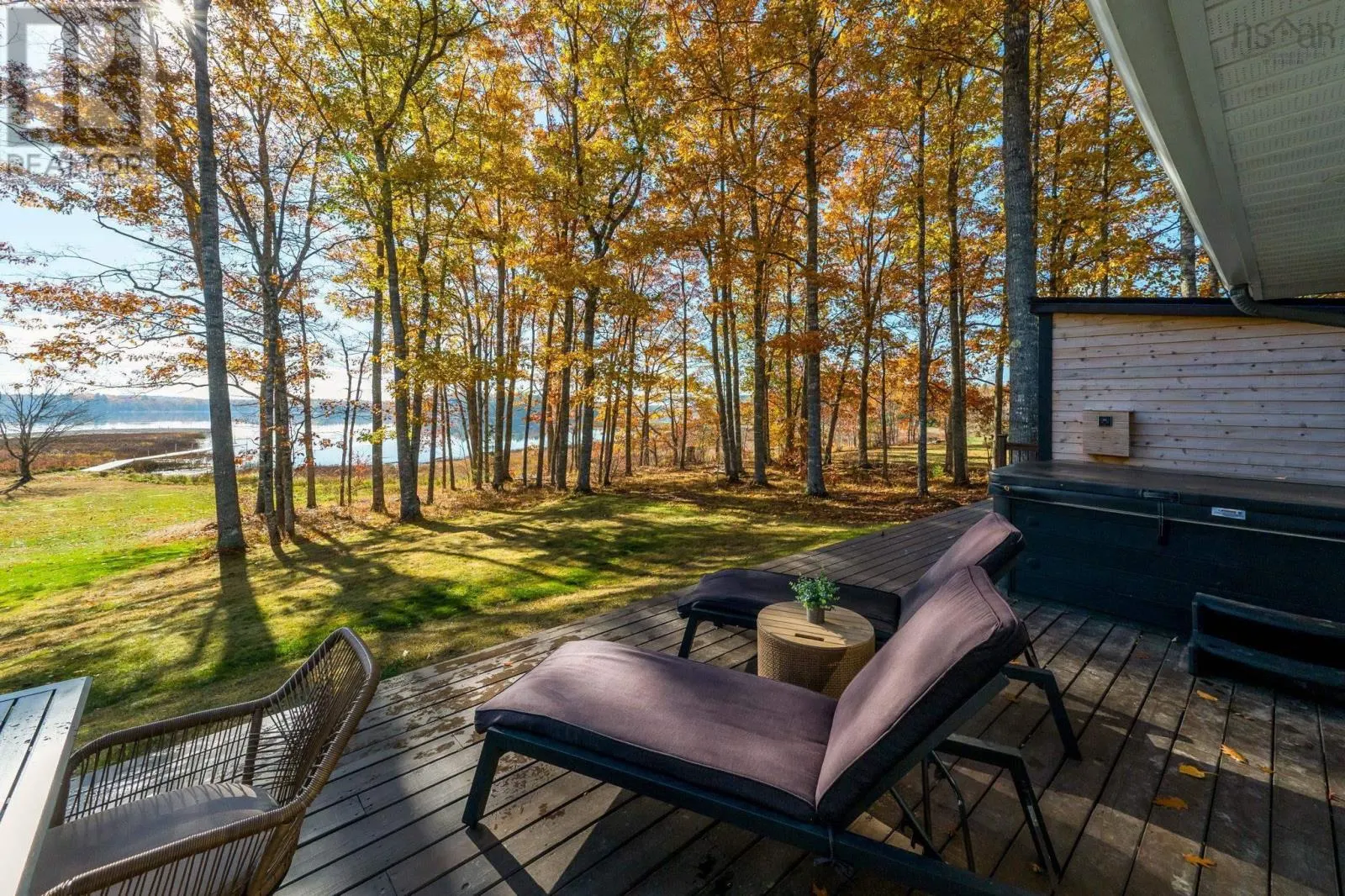 40 Martins Point Road