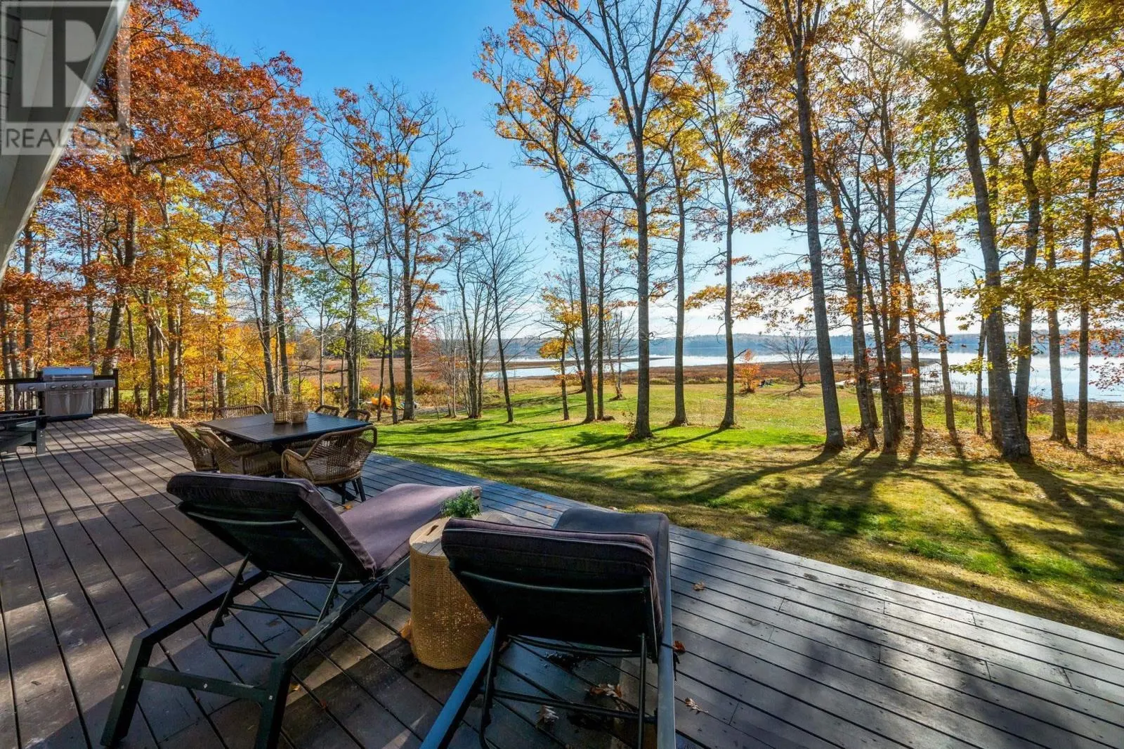 40 Martins Point Road