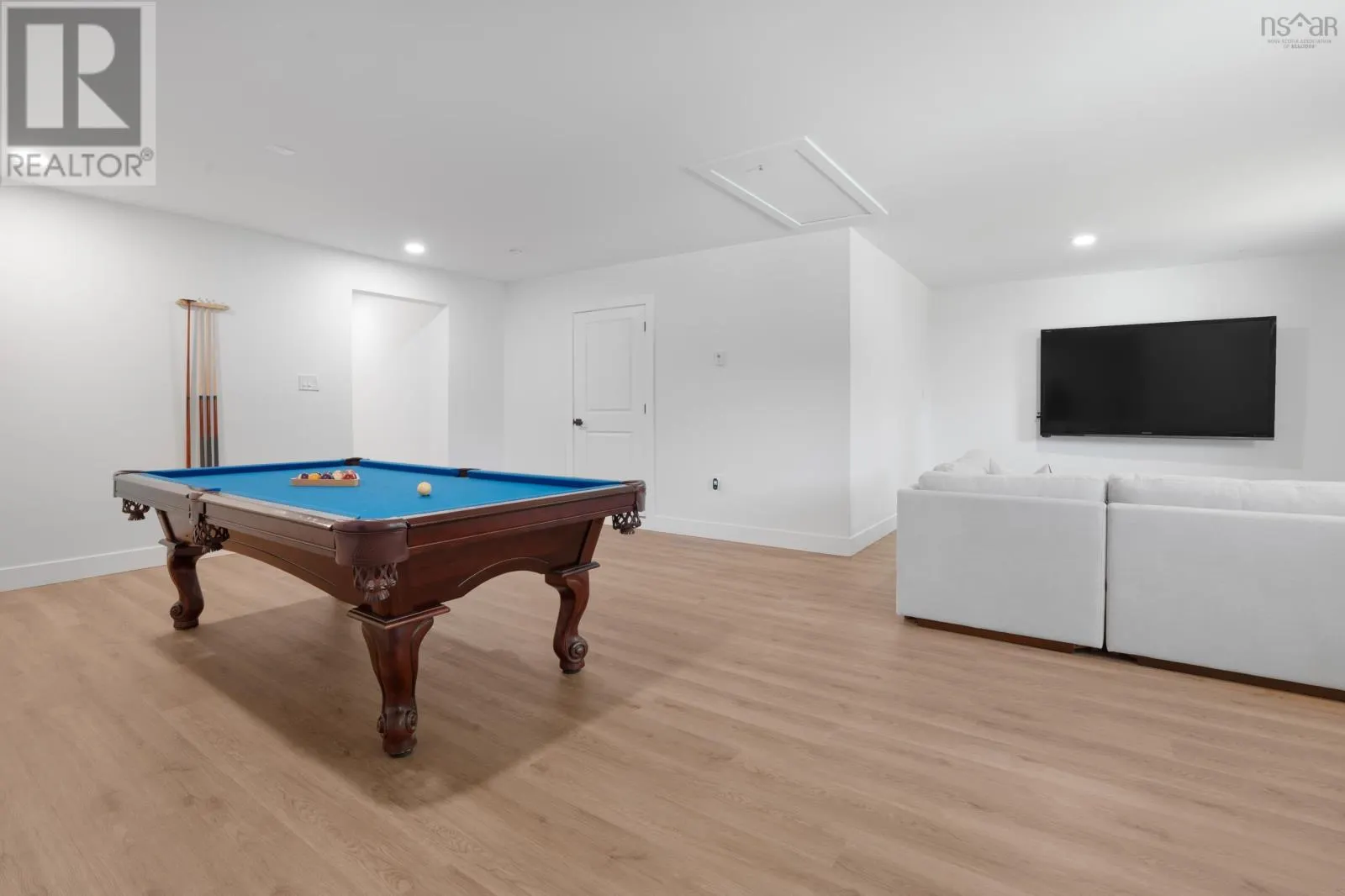 40 Martins Point Road