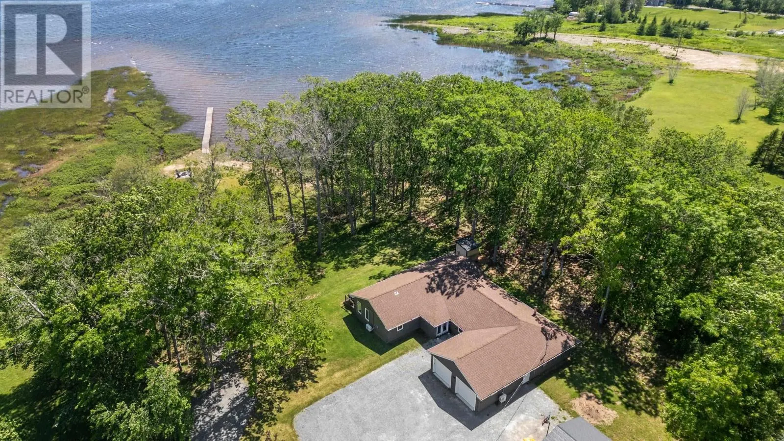 40 Martins Point Road