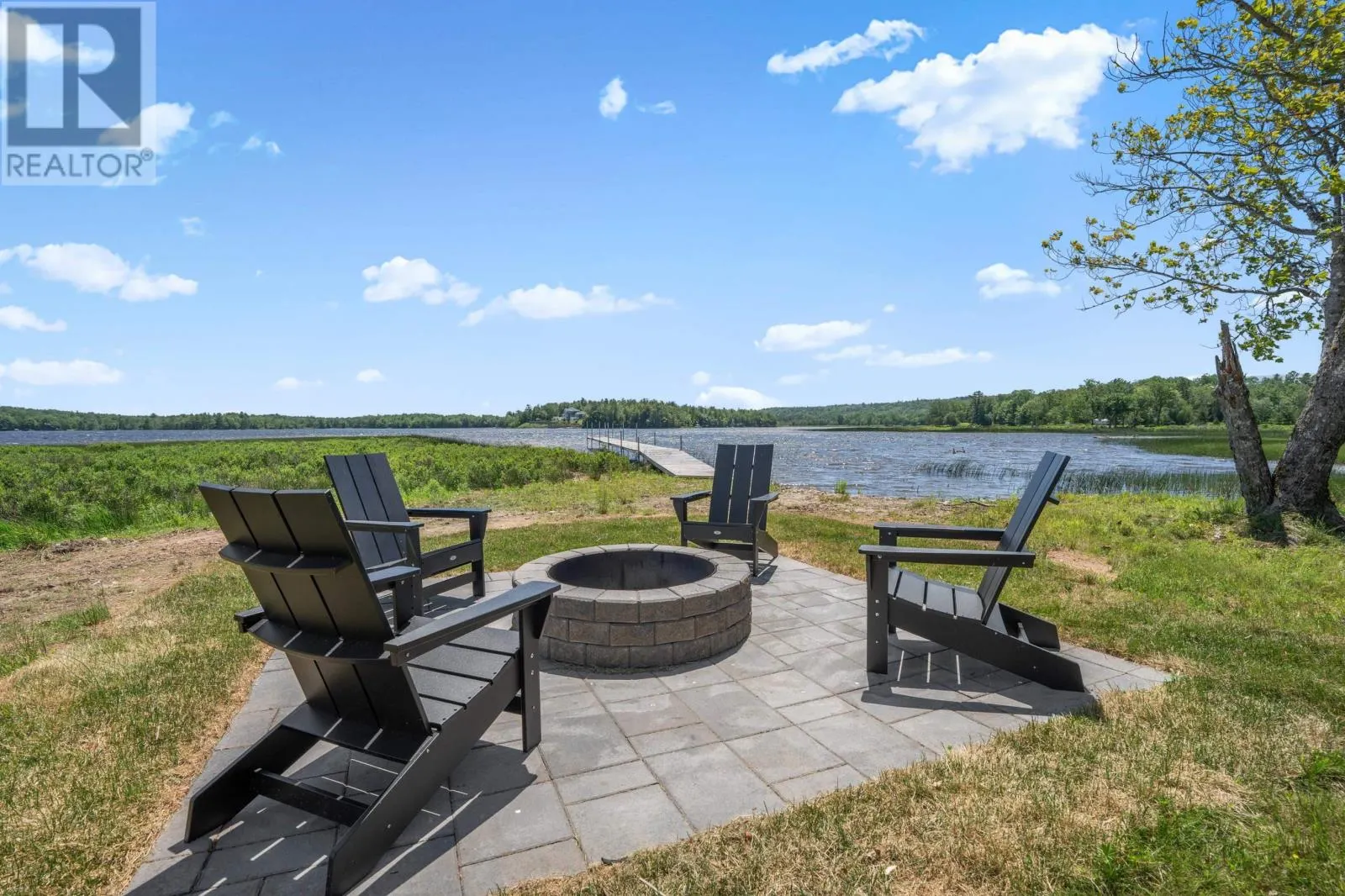 40 Martins Point Road