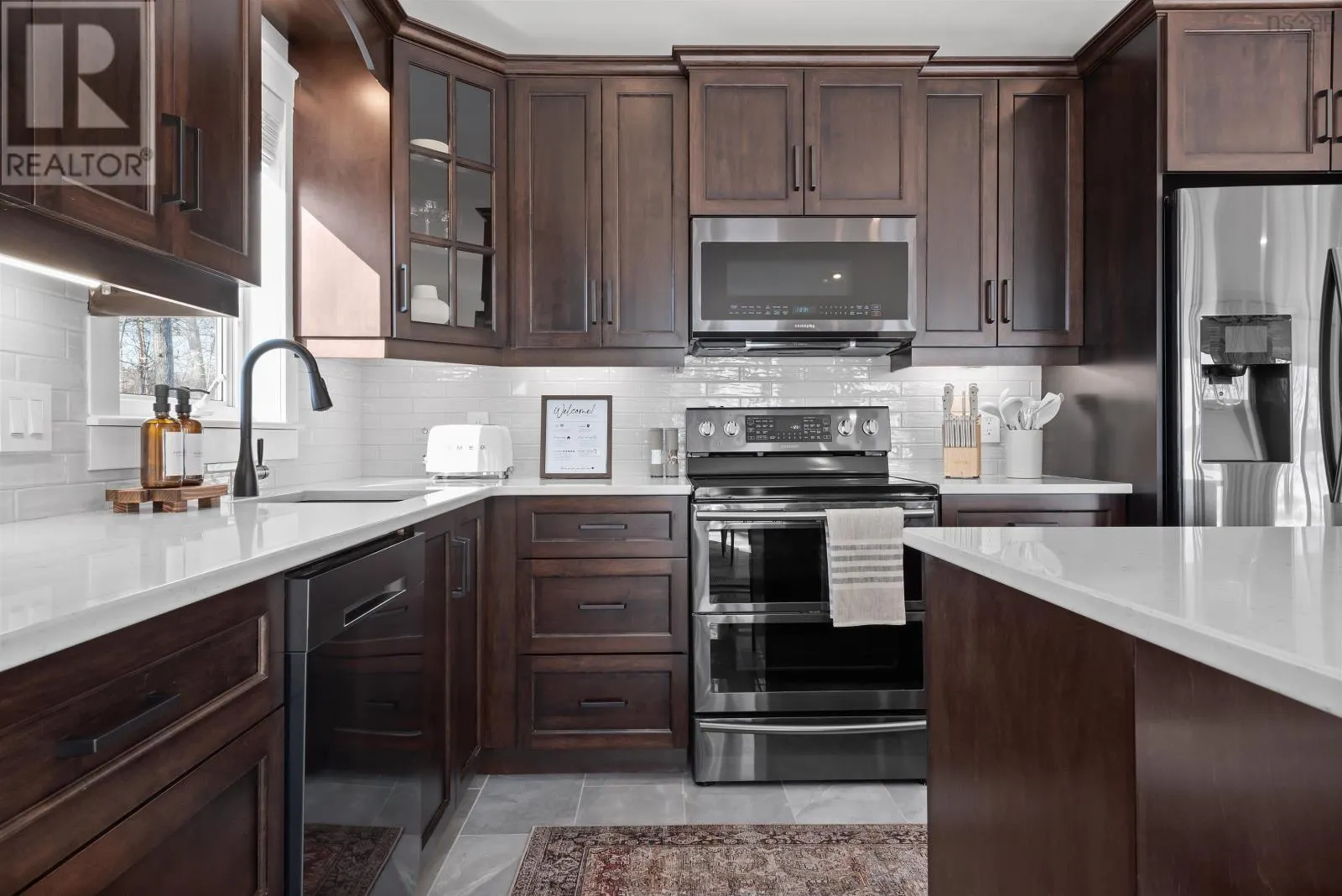 40 Martins Point Road