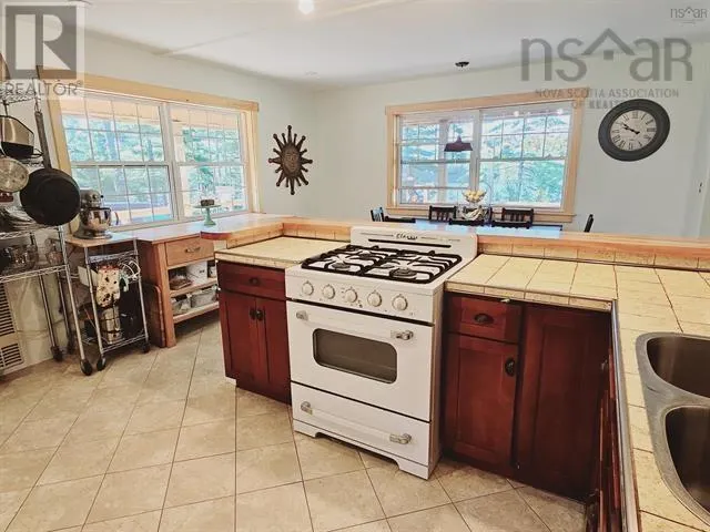 236 Canoe Lake Estates Road