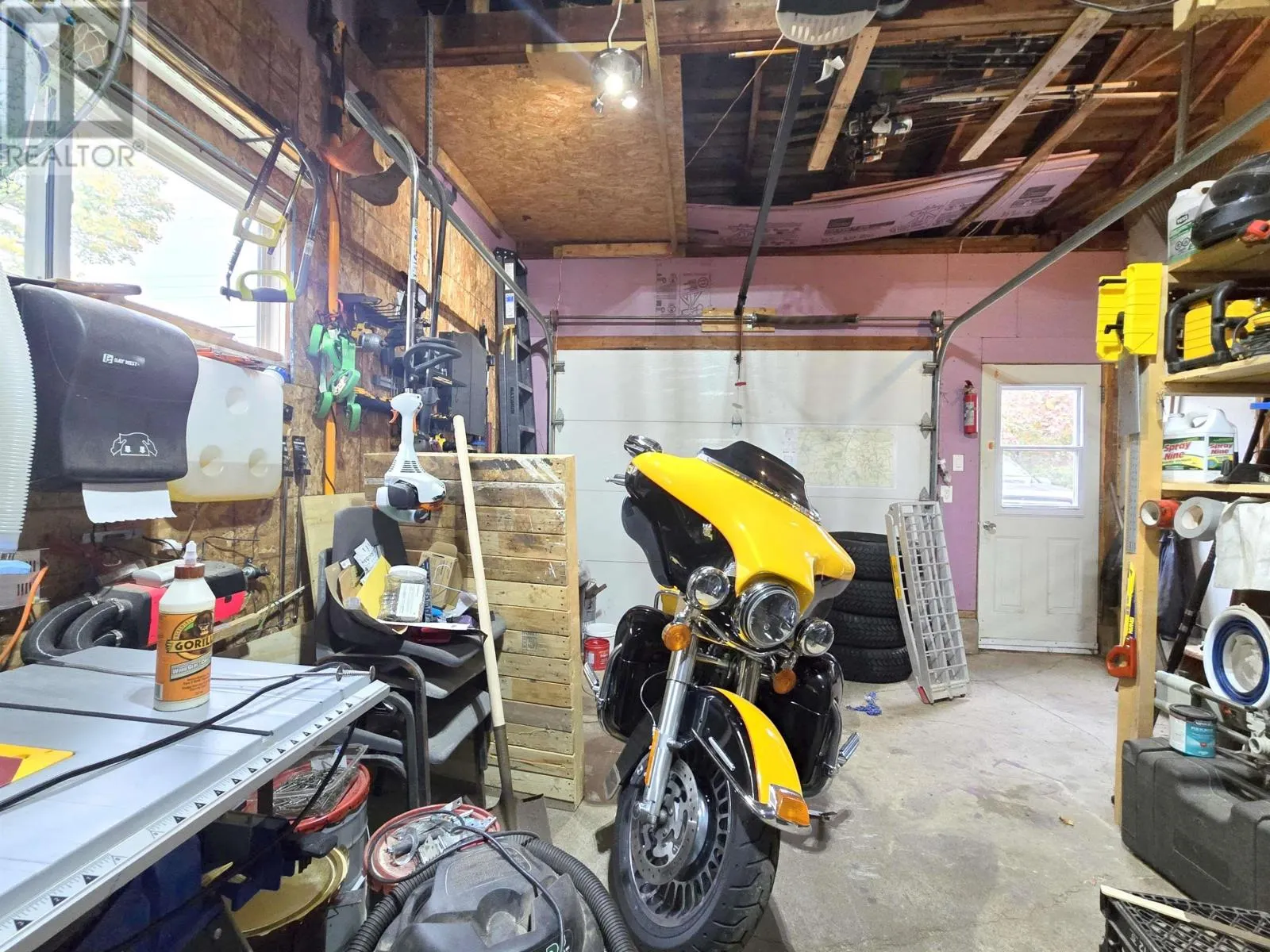 62 West Pleasant Street