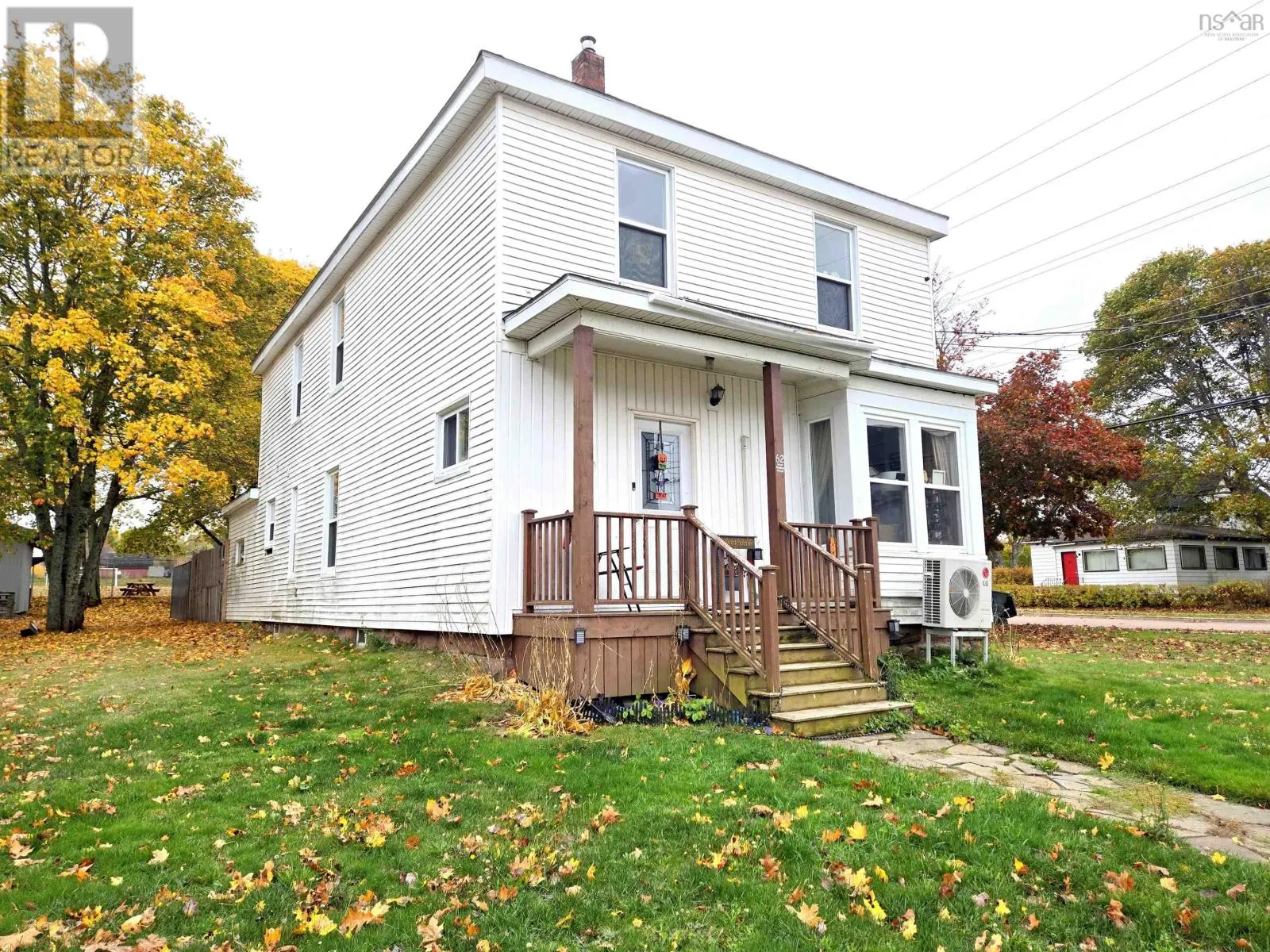 62 West Pleasant Street