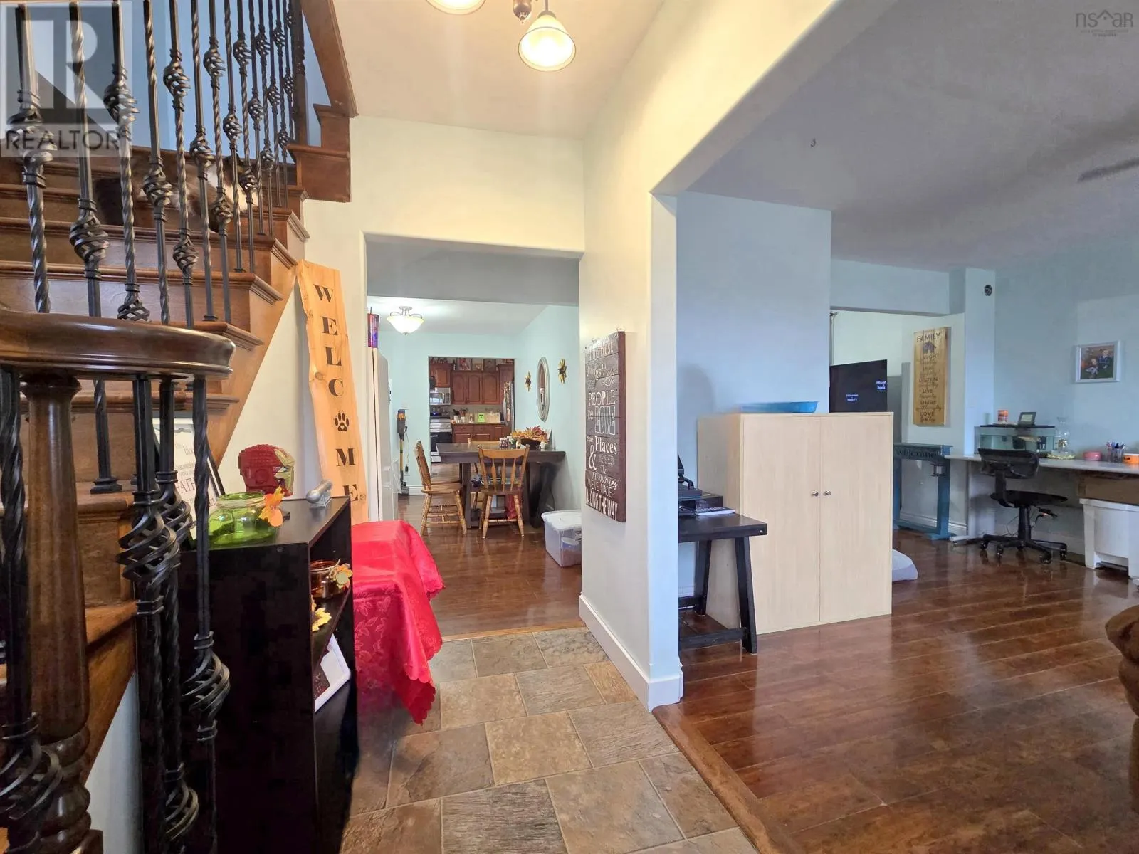 62 West Pleasant Street