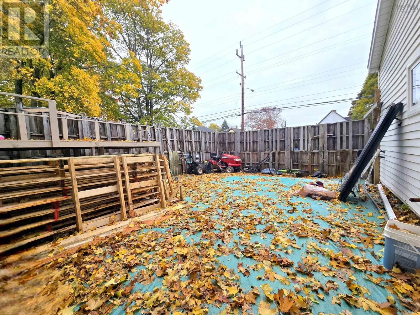 62 West Pleasant Street