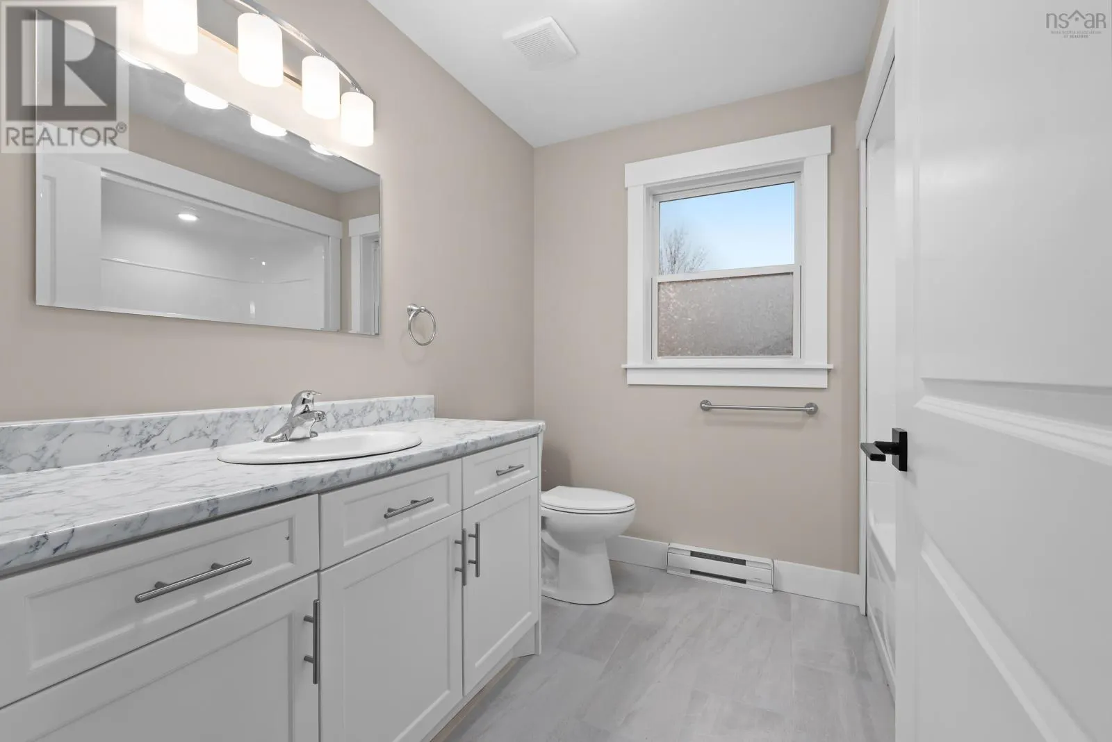 1438 Hwy 2, Lantz NS