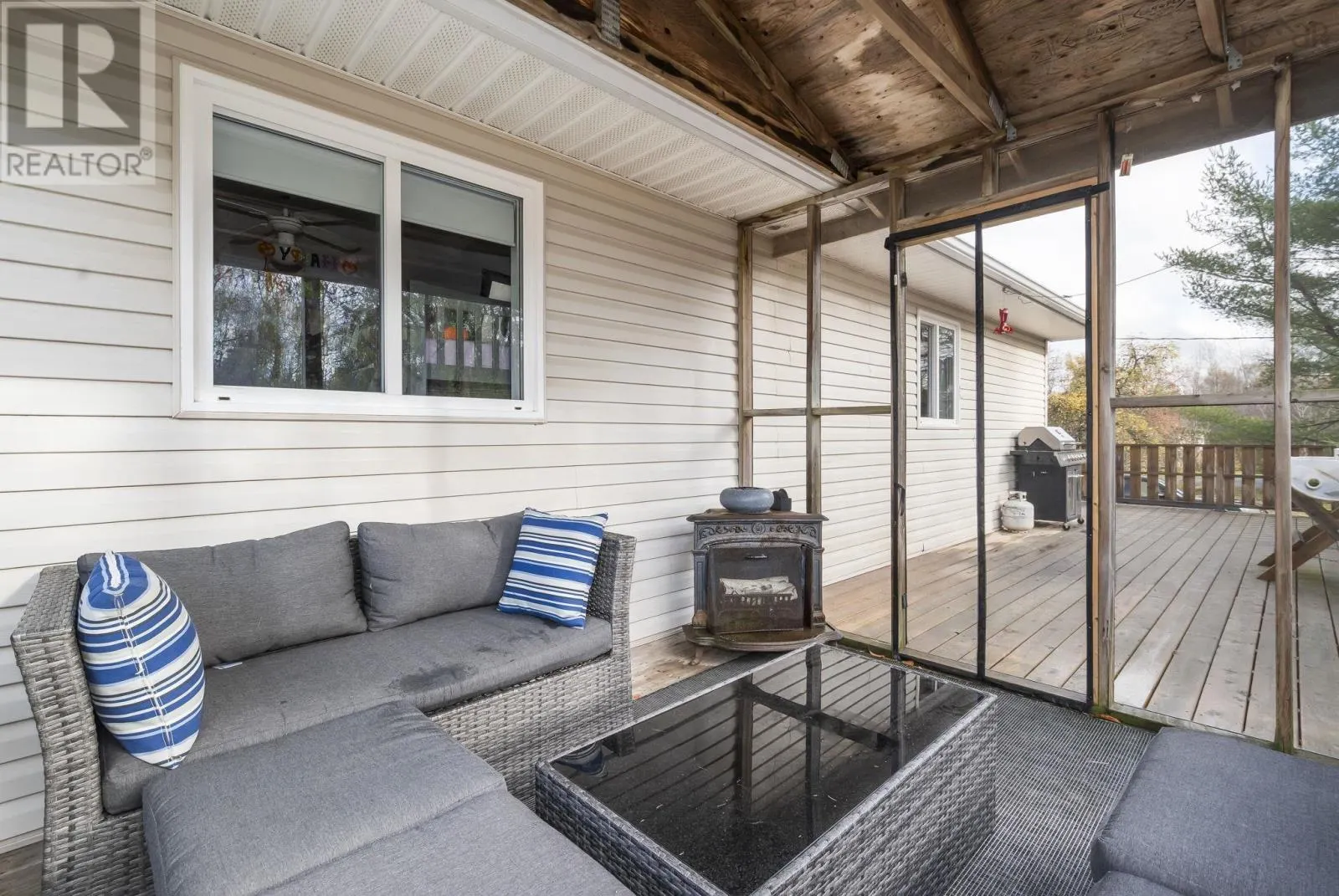 112 Dutch Settlement Road