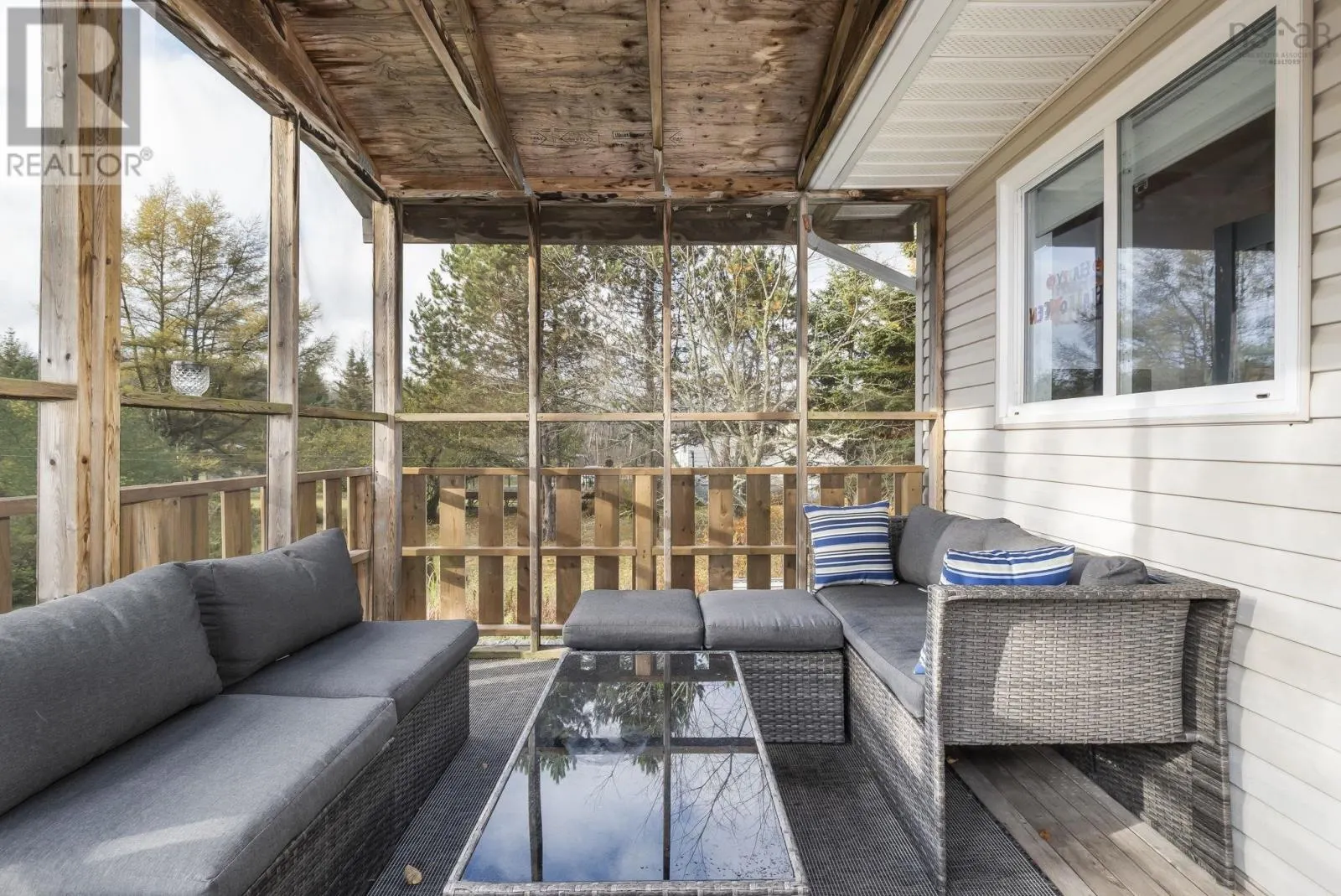 112 Dutch Settlement Road