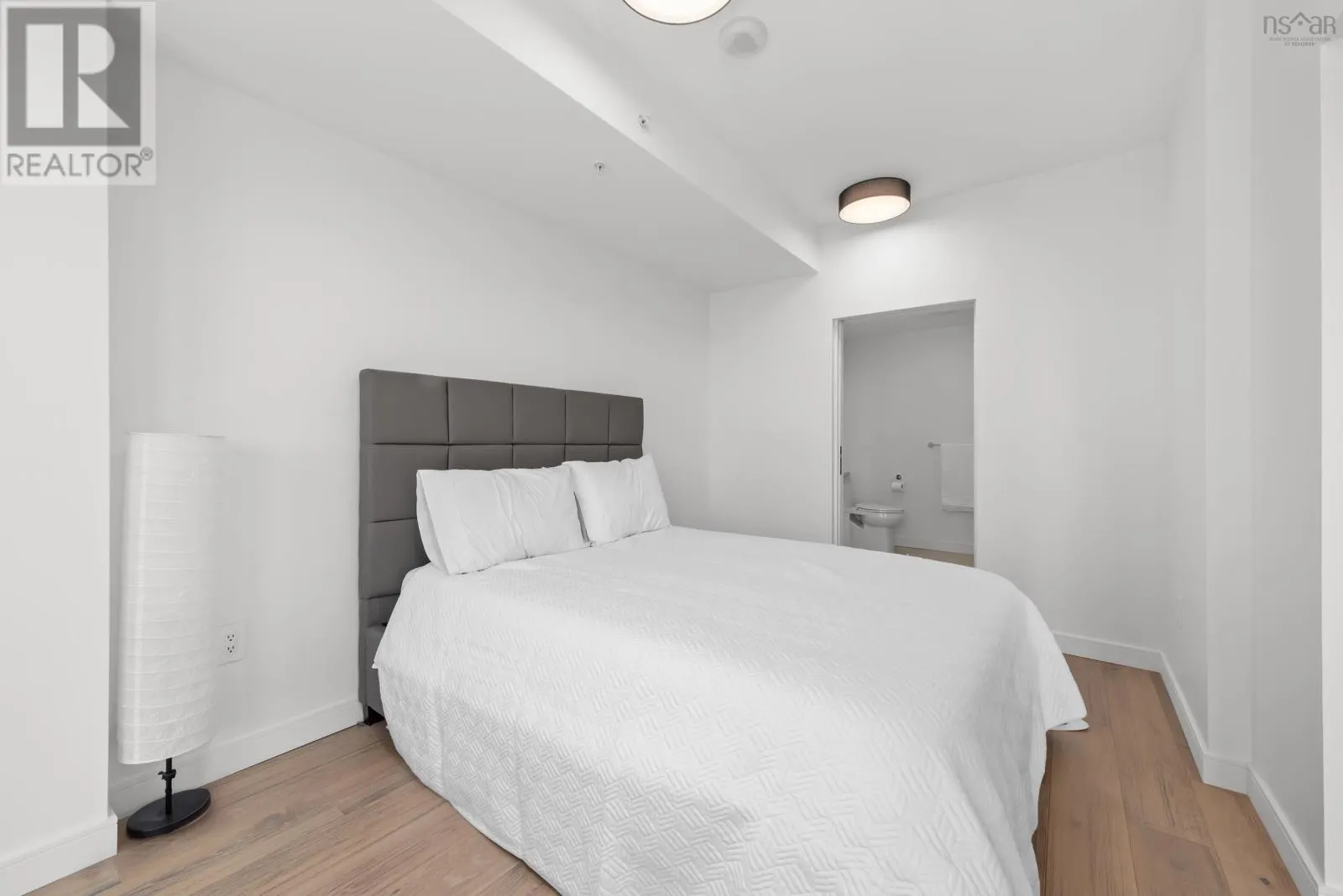 1006 1650 Granville Street