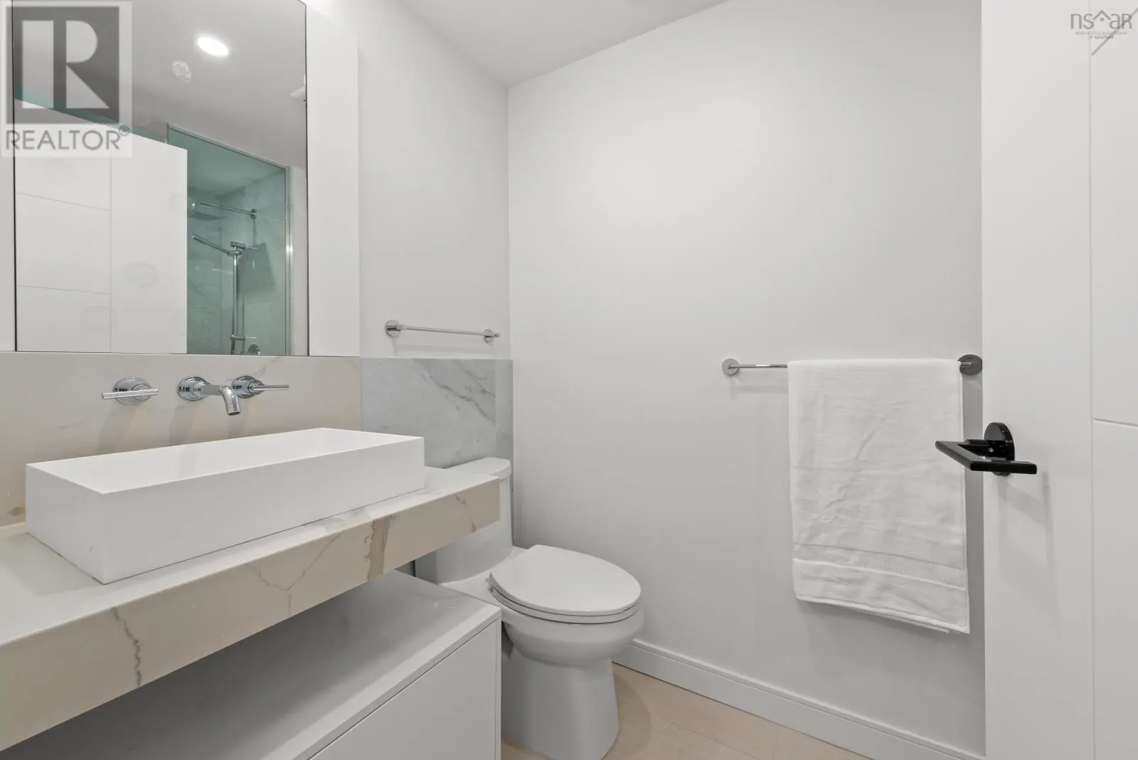 1006 1650 Granville Street