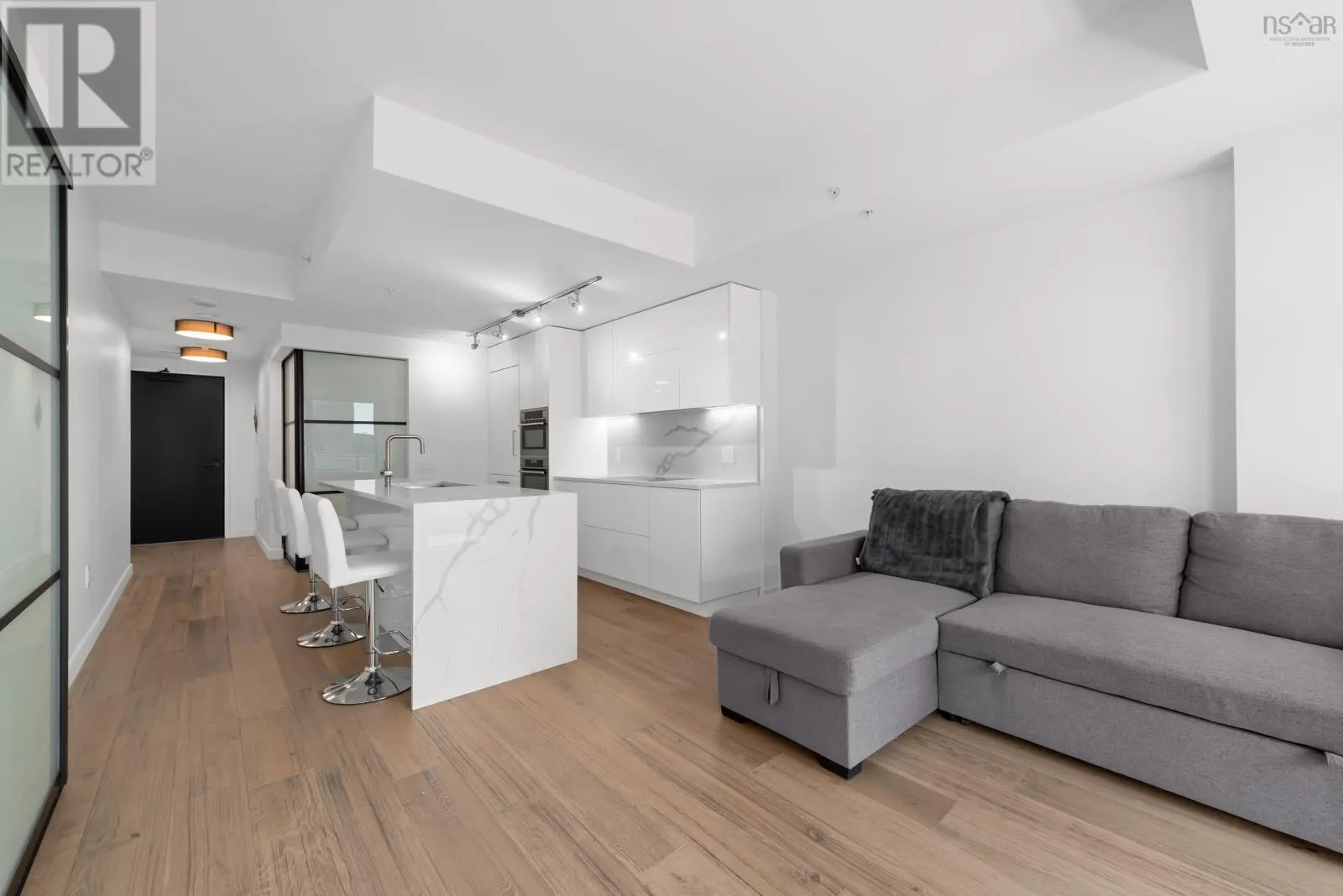 1006 1650 Granville Street