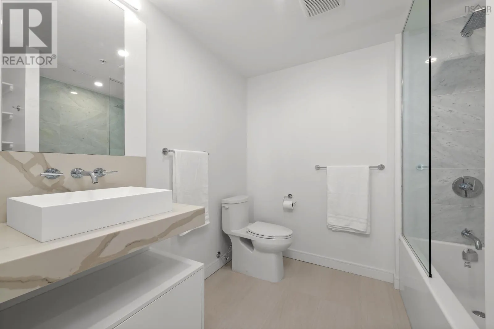 1006 1650 Granville Street